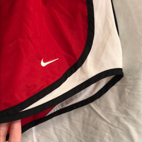 Nike running shorts - Picture 3 of 4